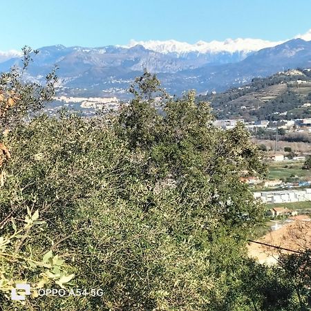 Rez de villa avec beau jardin et belle vue Saint-Laurent-du-Var Extérieur photo