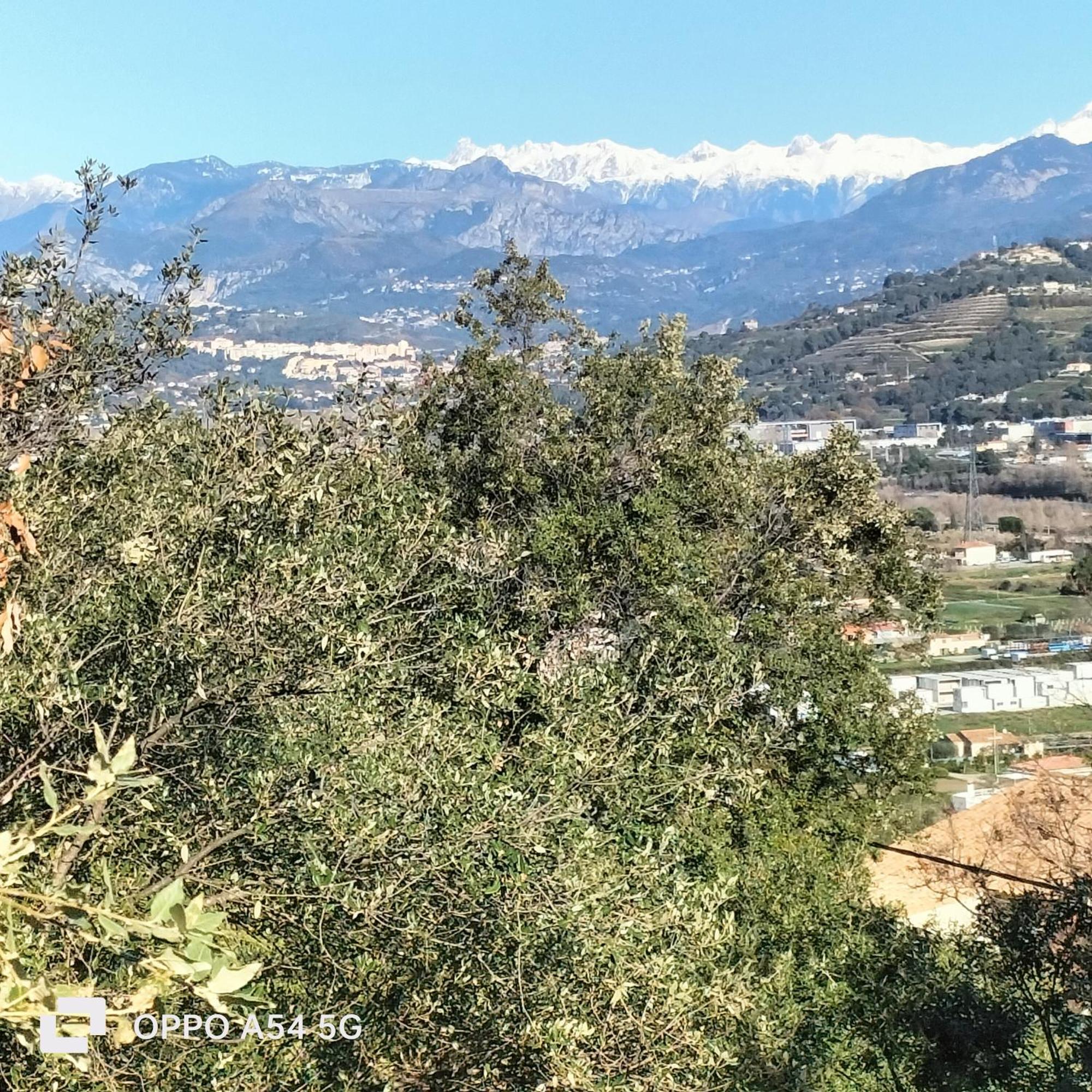 Rez de villa avec beau jardin et belle vue Saint-Laurent-du-Var Extérieur photo